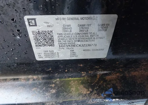 2018 Chevrolet Silverado 1500 1Lt z USA, uszkodzony, nr VIN 1GCVKRECXJZ136771